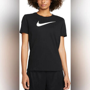 Nike Dri-Fit Short Sleeve Tee